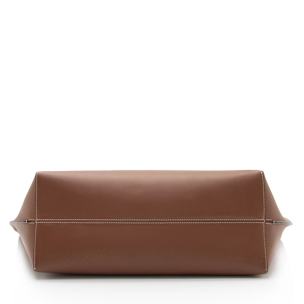 Burberry Leather TB Medium Tote (SHF-ypVIER)