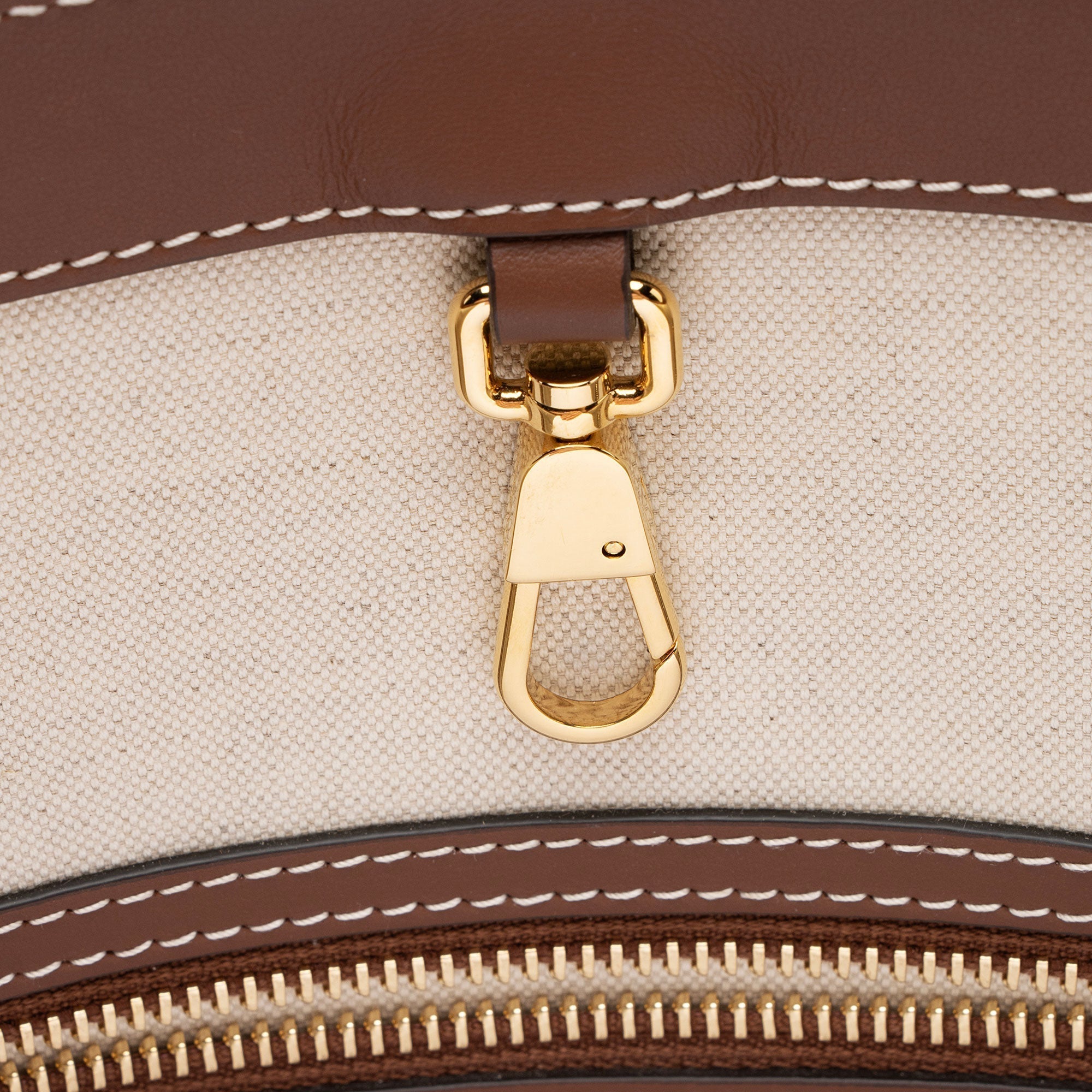 Burberry Leather TB Medium Tote (SHF-ypVIER)