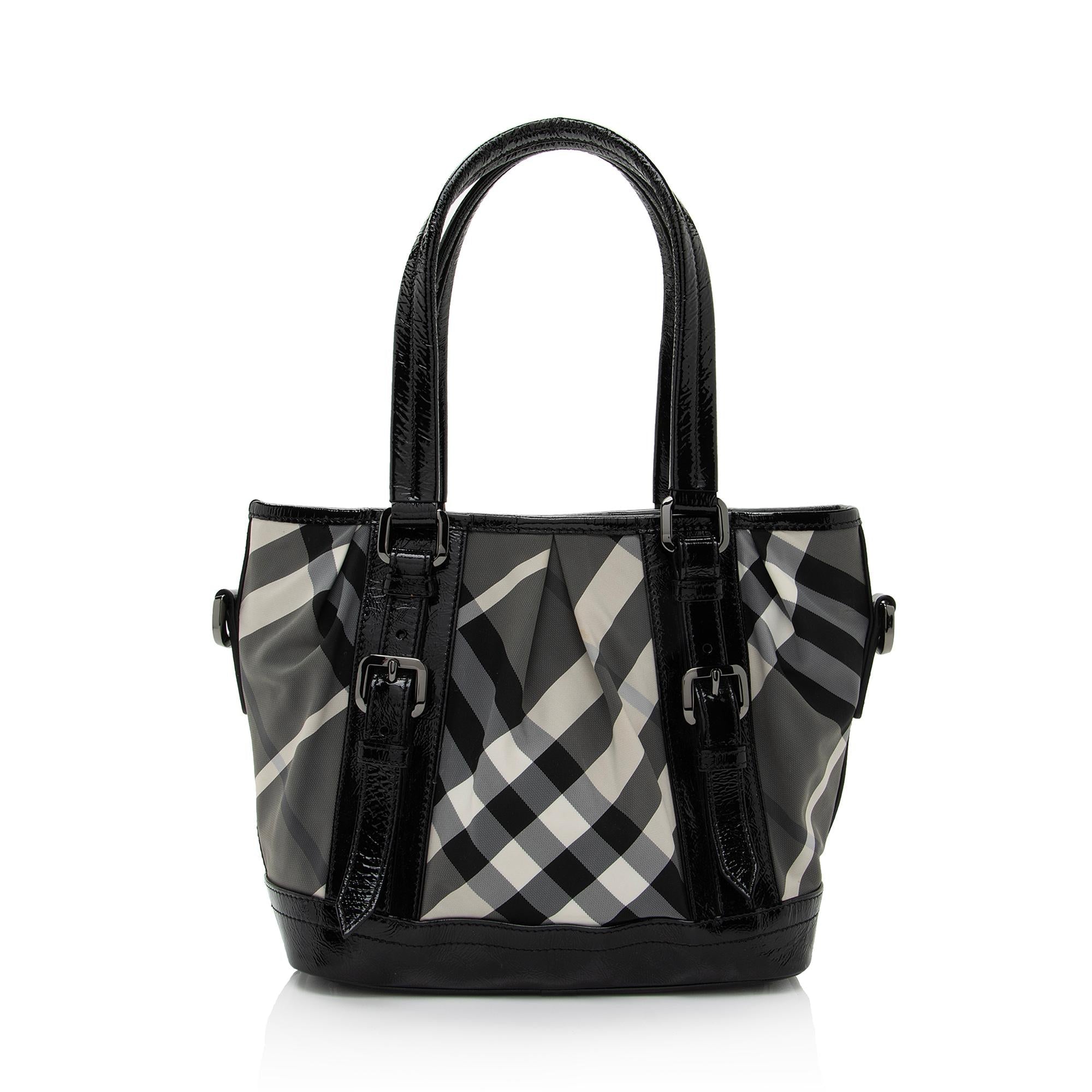 Burberry Nylon Beat Check Lowry Small Tote (SHF-7JwJMZ)