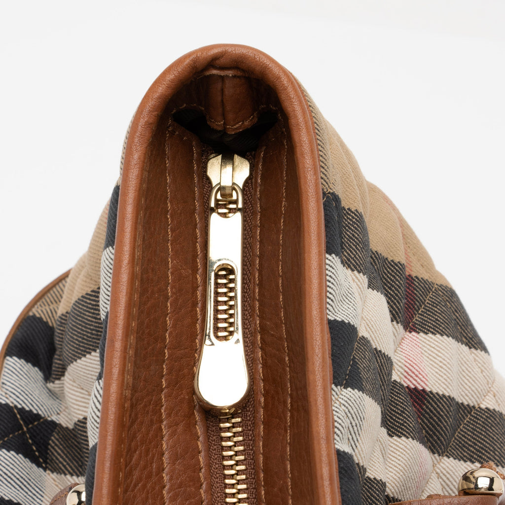 Burberry Quilted House Check Manor Tote (SHF-23520)