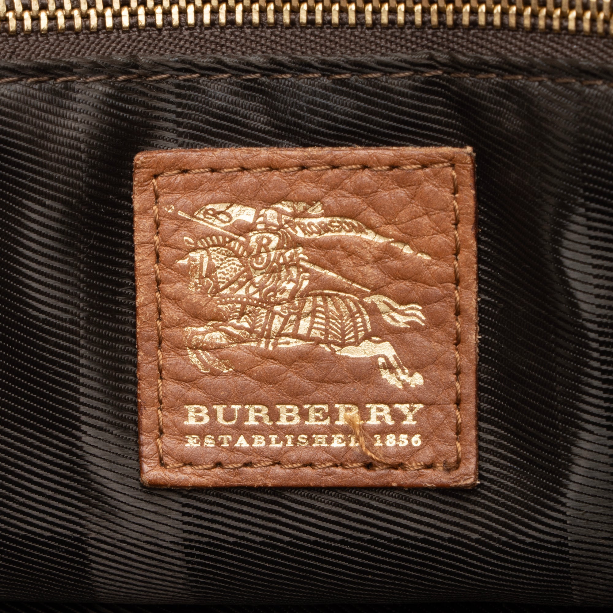 Burberry Quilted House Check Manor Tote (SHF-23520)