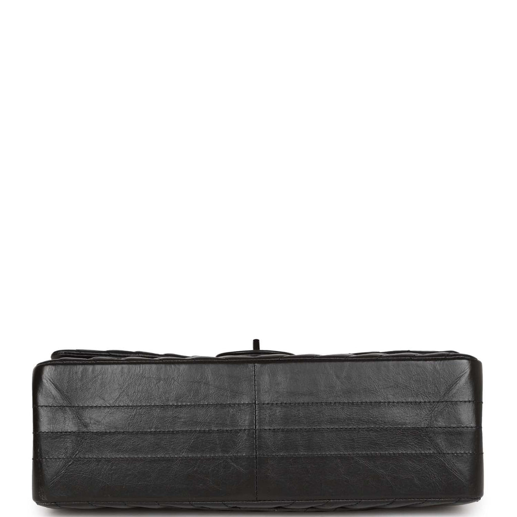 Pre-owned Chanel 226 Reissue 2.55 SO Black Chevron Calfskin Black Hardware
