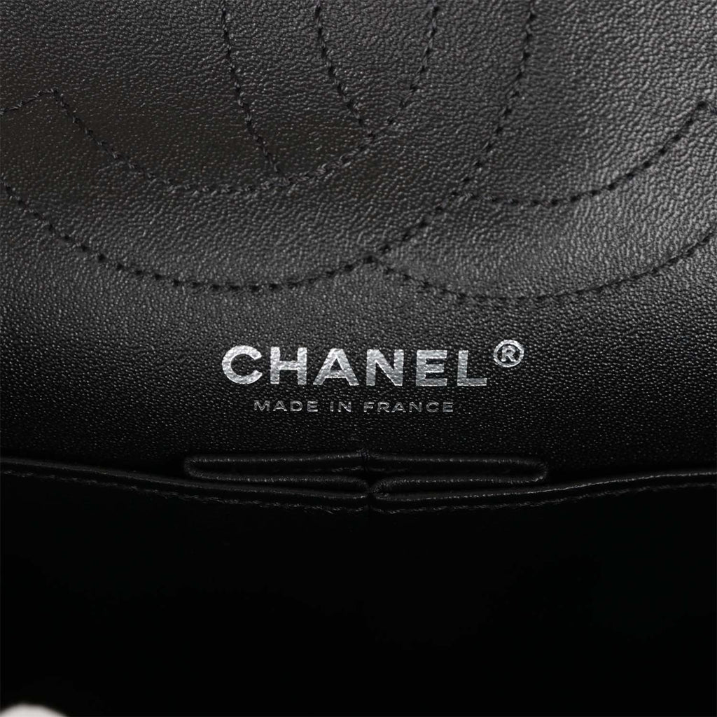 Pre-owned Chanel 226 Reissue 2.55 SO Black Chevron Calfskin Black Hardware