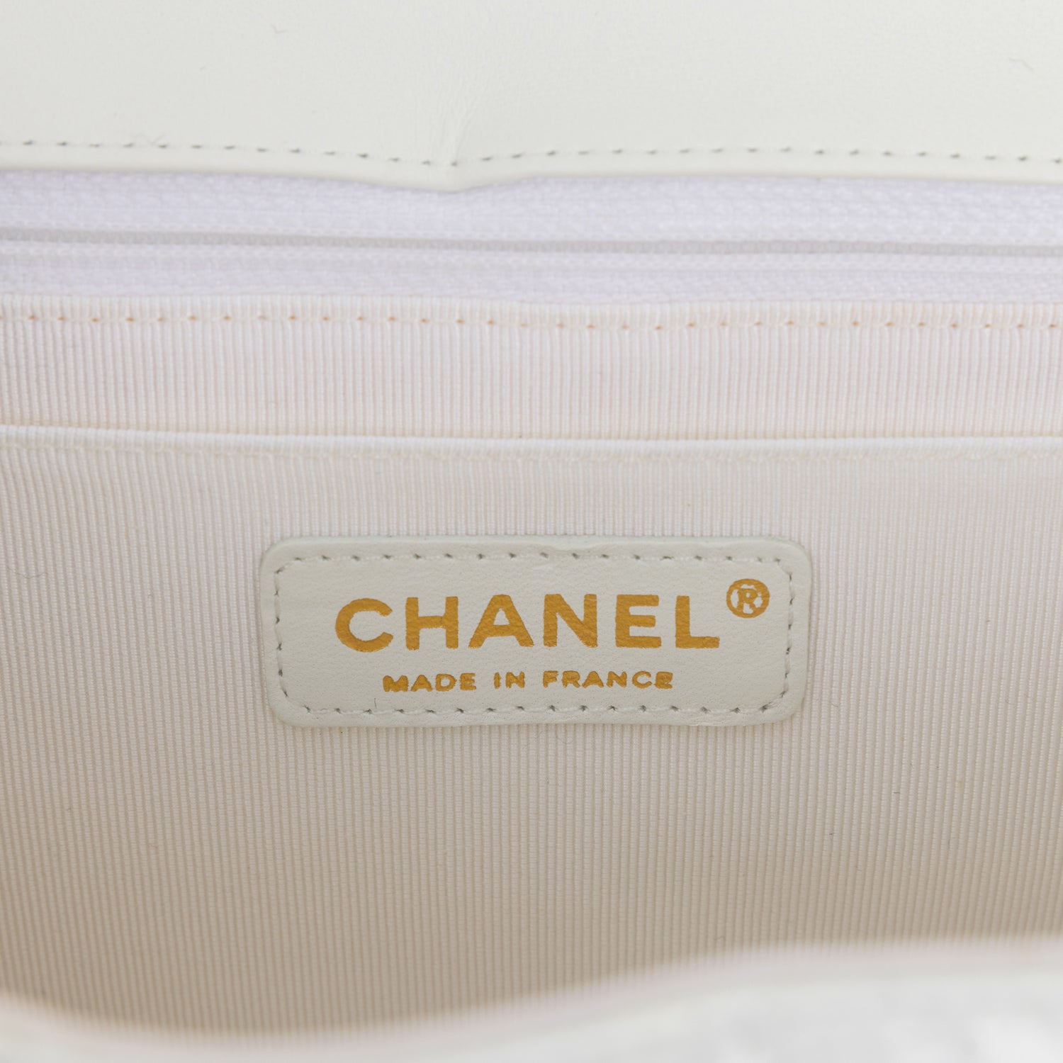 Pre-owned Chanel Jumbo Classic Single Flap Bag White Glitter Patent Leather Gold Hardware