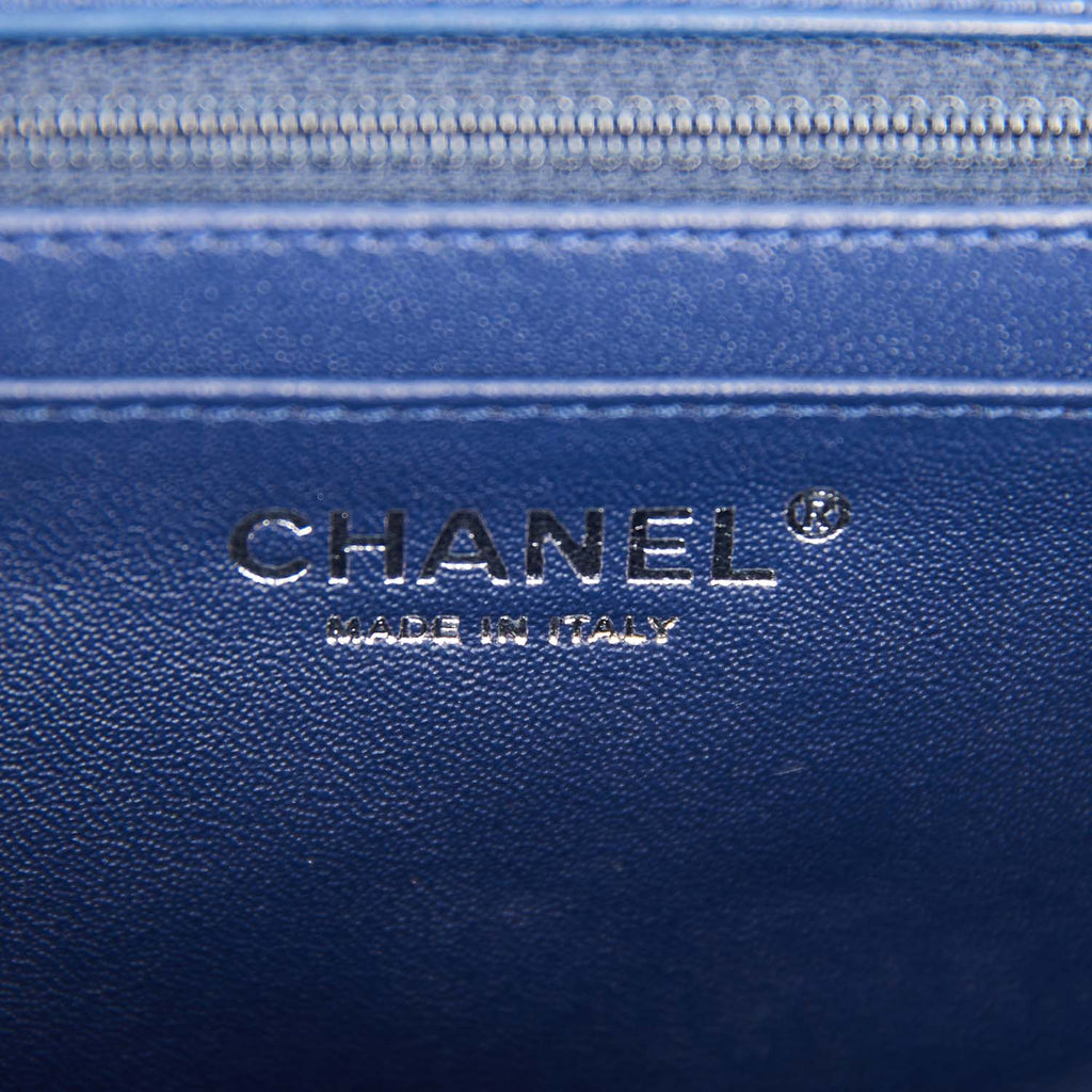 Pre-owned Chanel Maxi Classic Single Flap Bag Dark Blue Patent Silver Hardware