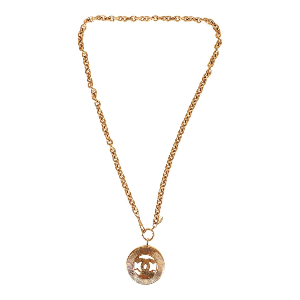 Vintage Chanel Gold Sunburst Interlocking CC Medallion Necklace