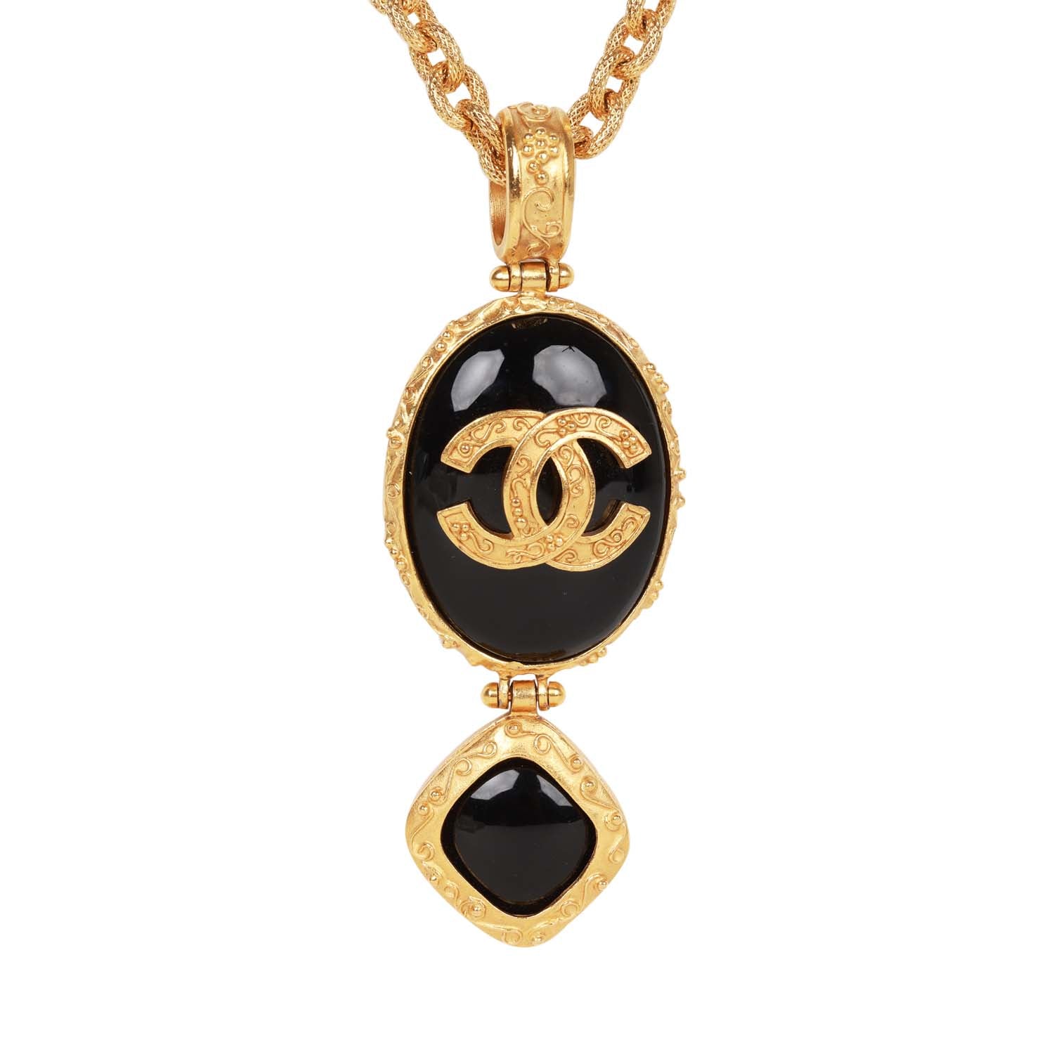 Vintage Chanel Gold Embossed CC Logo Pendant Necklace