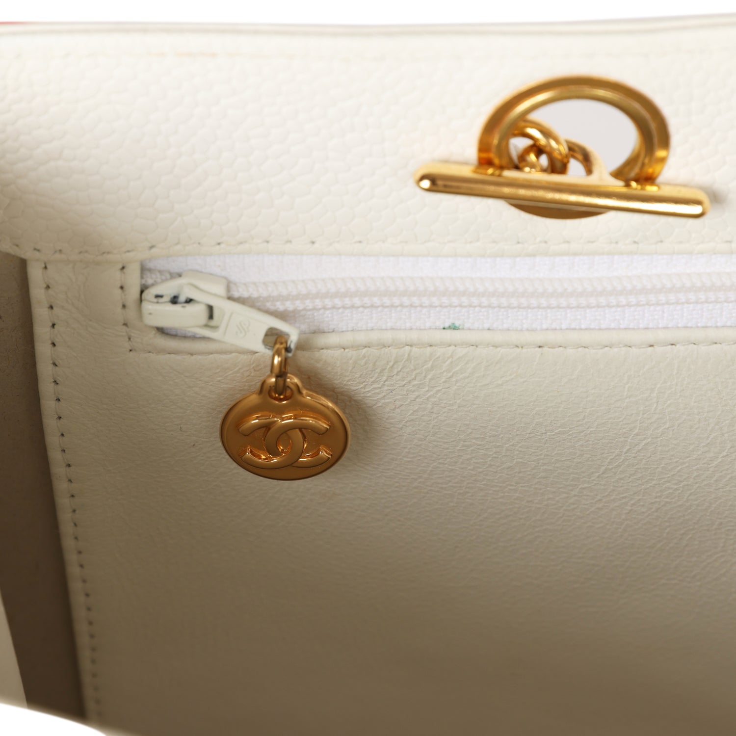 Vintage Chanel CC Chain Shopping Tote Bag White Caviar Gold Hardware