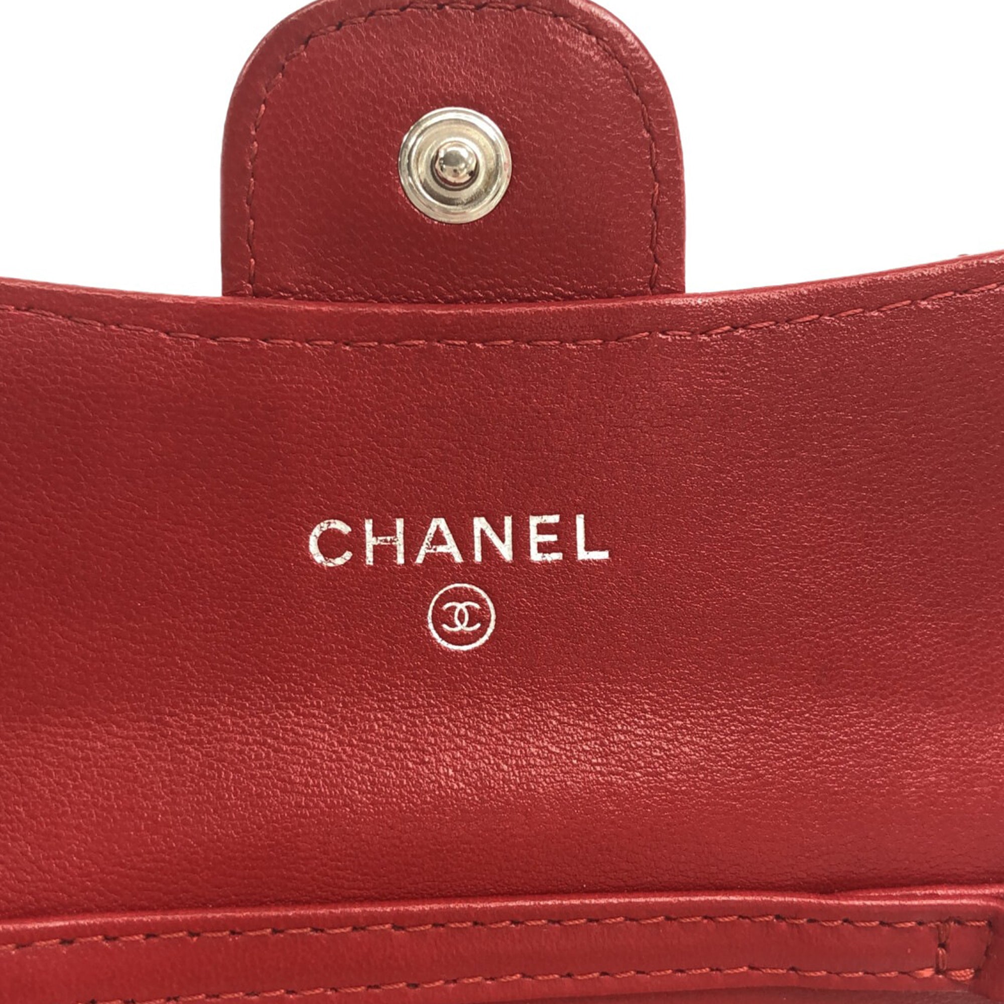 CHANEL Classic Flap Lambskin Card Holder on Chain Crossbody Bag