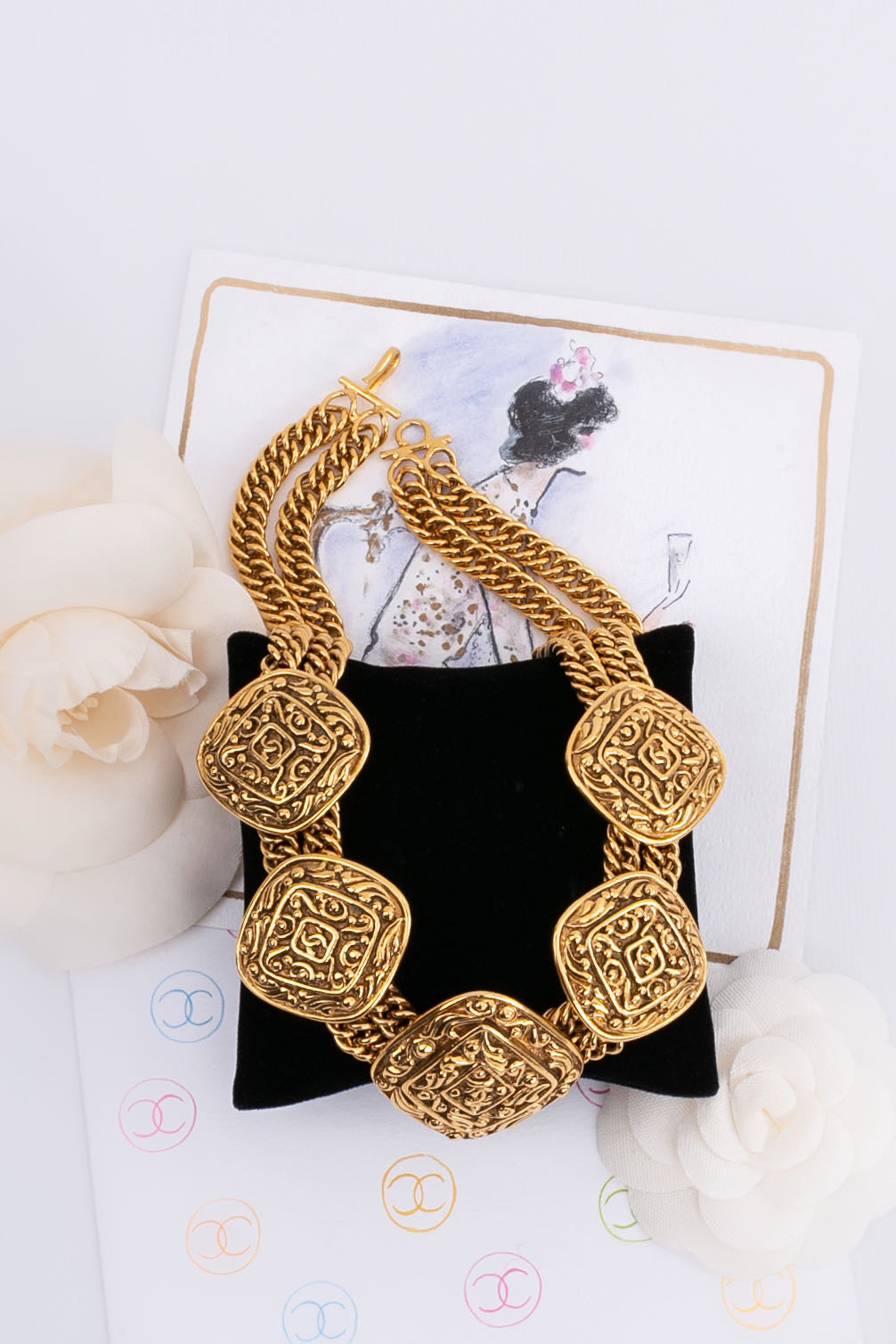 Collier court en m��tal dor�� Chanel 1980s