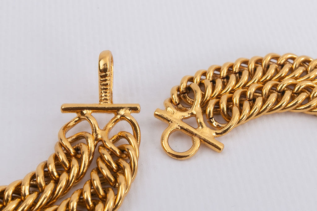 Collier court en m��tal dor�� Chanel 1980s