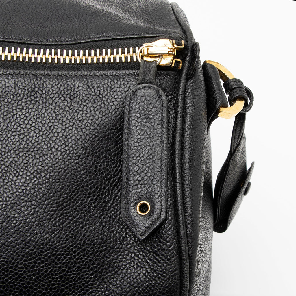 Chanel Vintage Caviar Leather Timeless CC Duffle Bag (SHF-8OA81f)