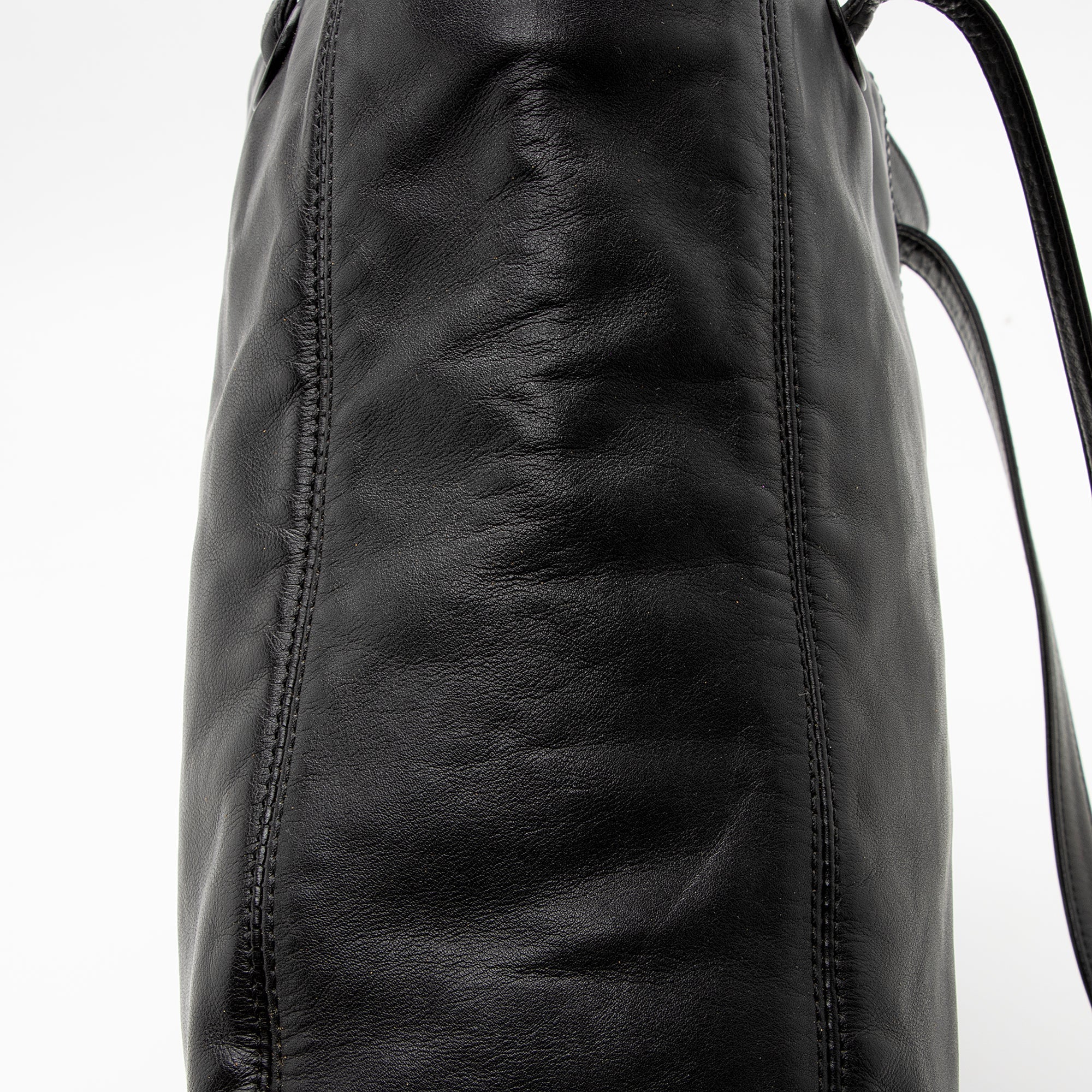 Chanel Vintage Lambskin CC Logo Tote (SHF-22846)
