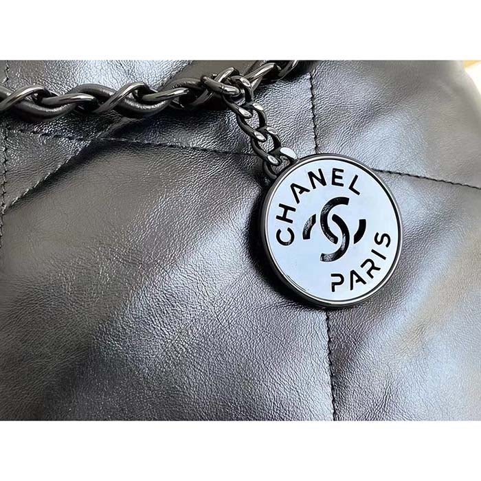 Chanel Women 22 Handbag Black Calfskin Black-Tone Metal