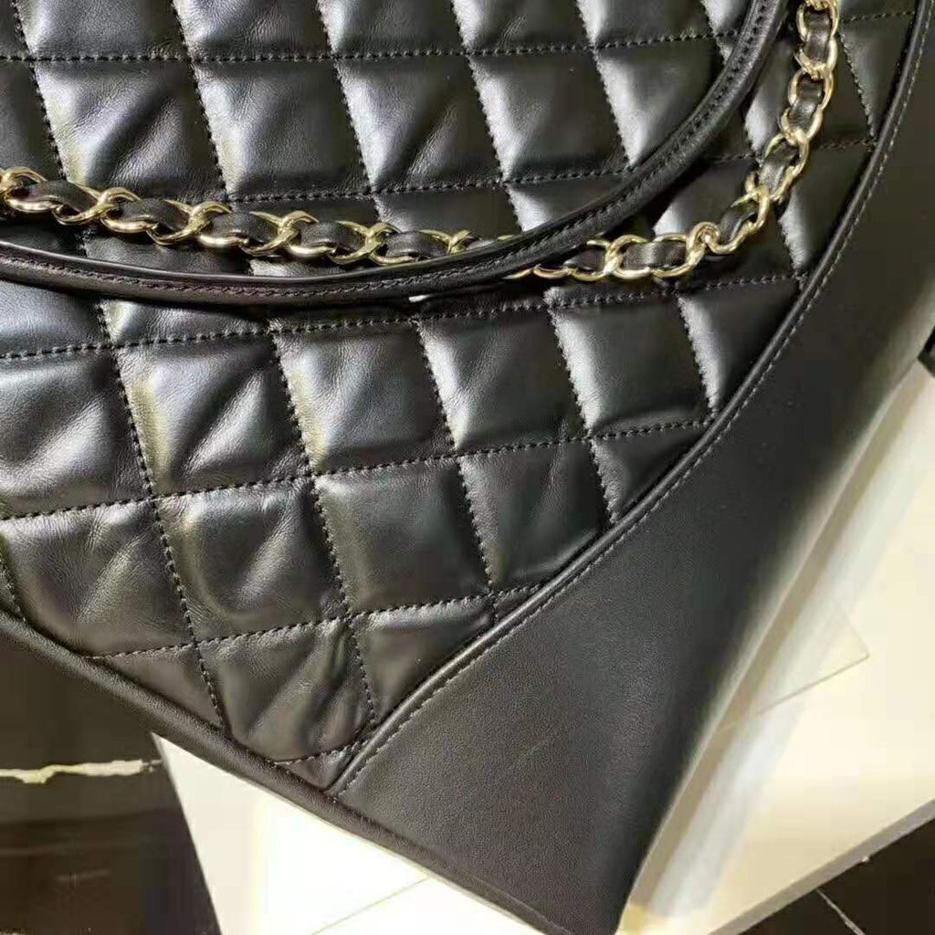 Chanel Women 31 Shopping Bag in Calfskin Leather-Black