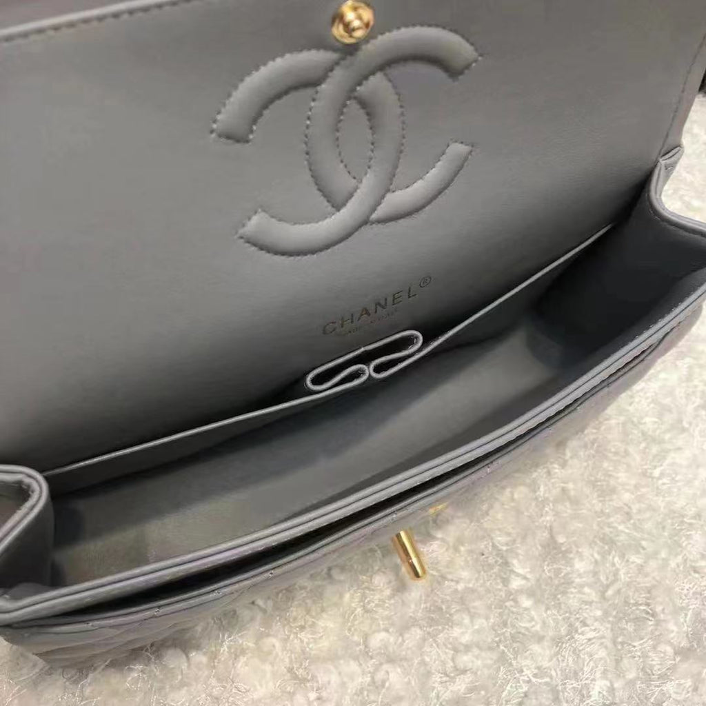 Chanel Women CC Large Classic Handbag Lambskin Gold-Tone Metal Dark Gray
