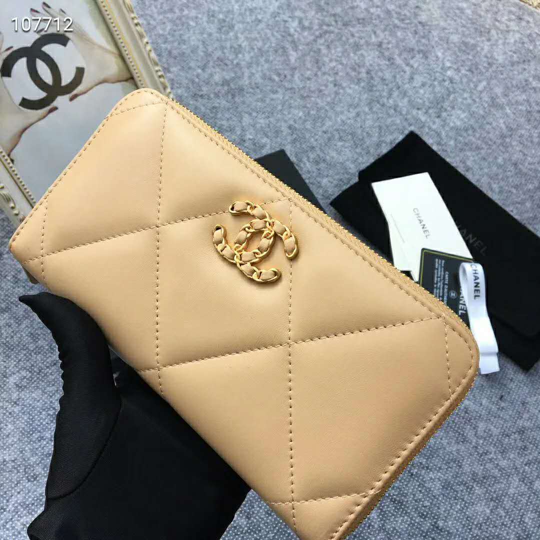 Chanel Women Chanel 19 Long Zipped Wallet Lambskin Leather-Beige                                                                                                                     Lambskin