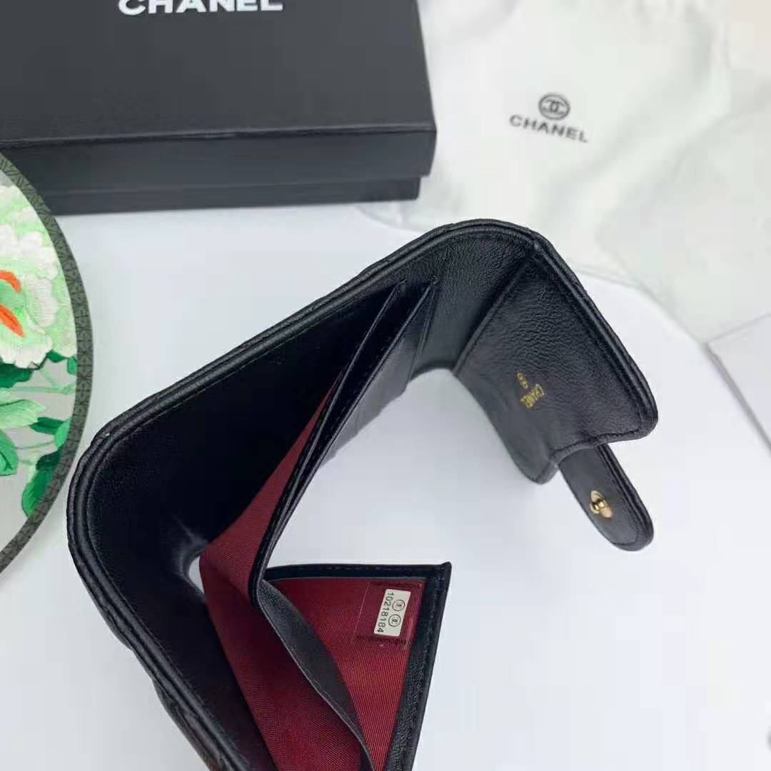 Chanel Women Classic Small Flap Wallet in Lambskin & Gold-Tone Metal-Black