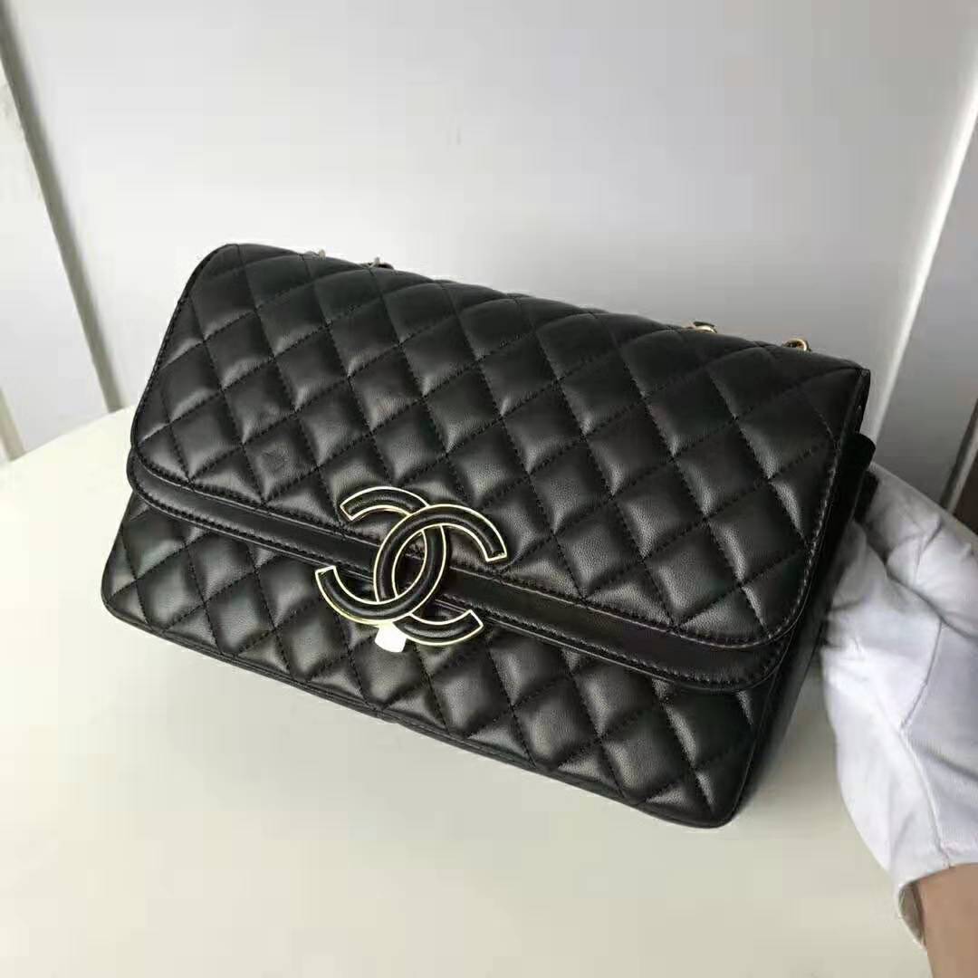 Chanel Women Flap Bag in Metallic Lambskin Leather-Black