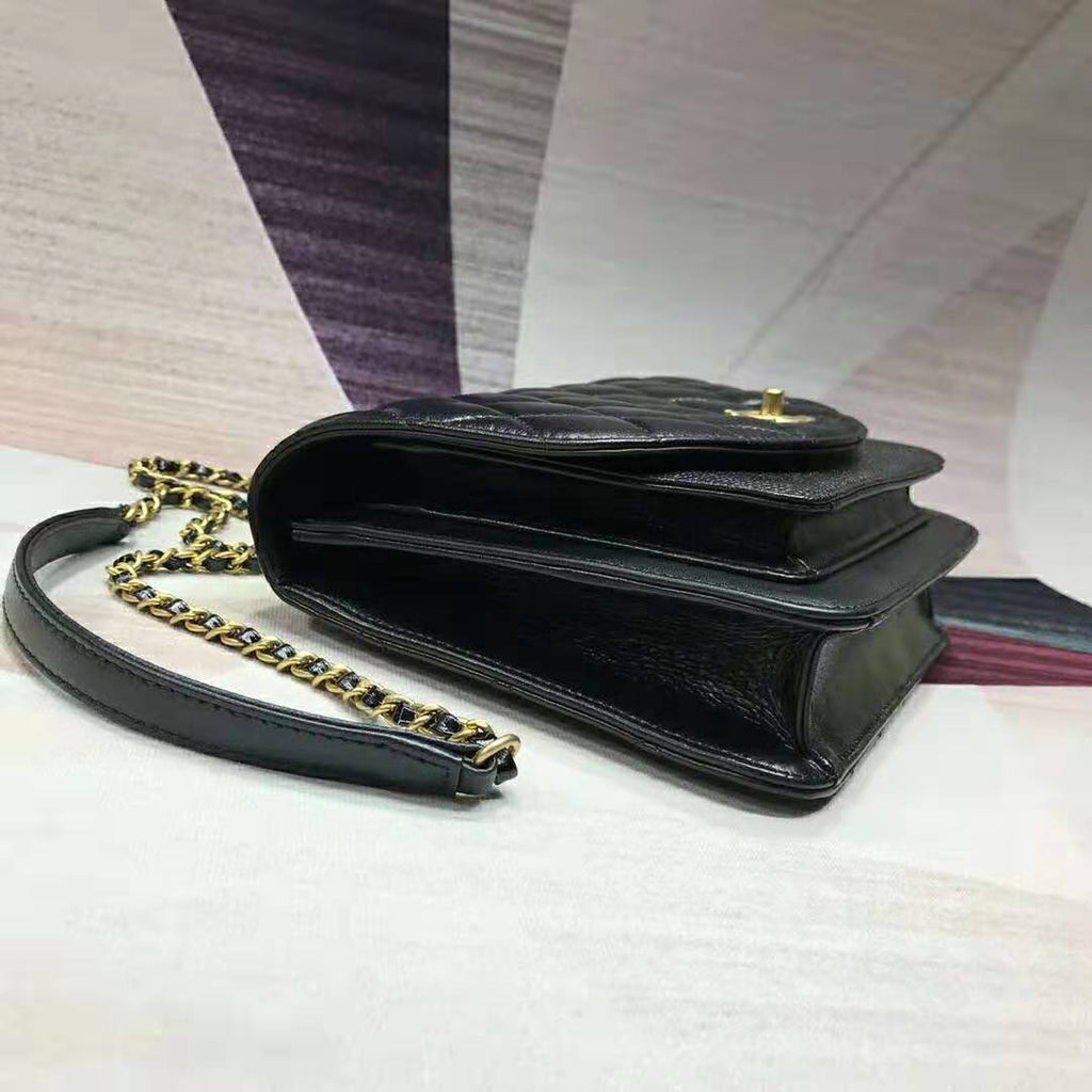 Chanel Women Flap Bag in Smooth Calfskin Leather-Black