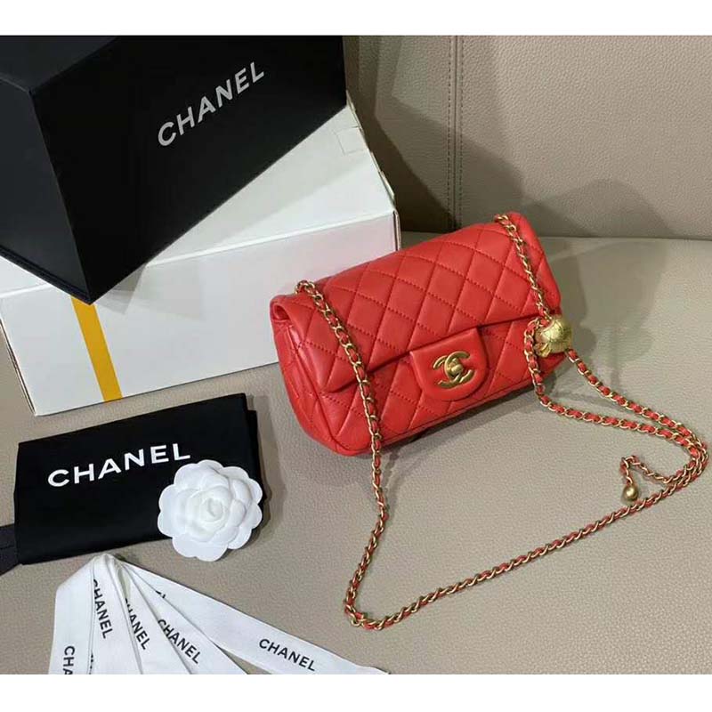 Chanel Women Mini Flap Bag in Lambskin Leather-Black