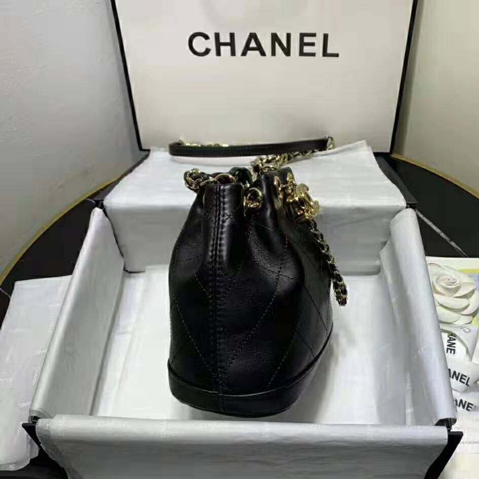 Chanel Women Small Drawstring Bag in Calfskin Leather-Black