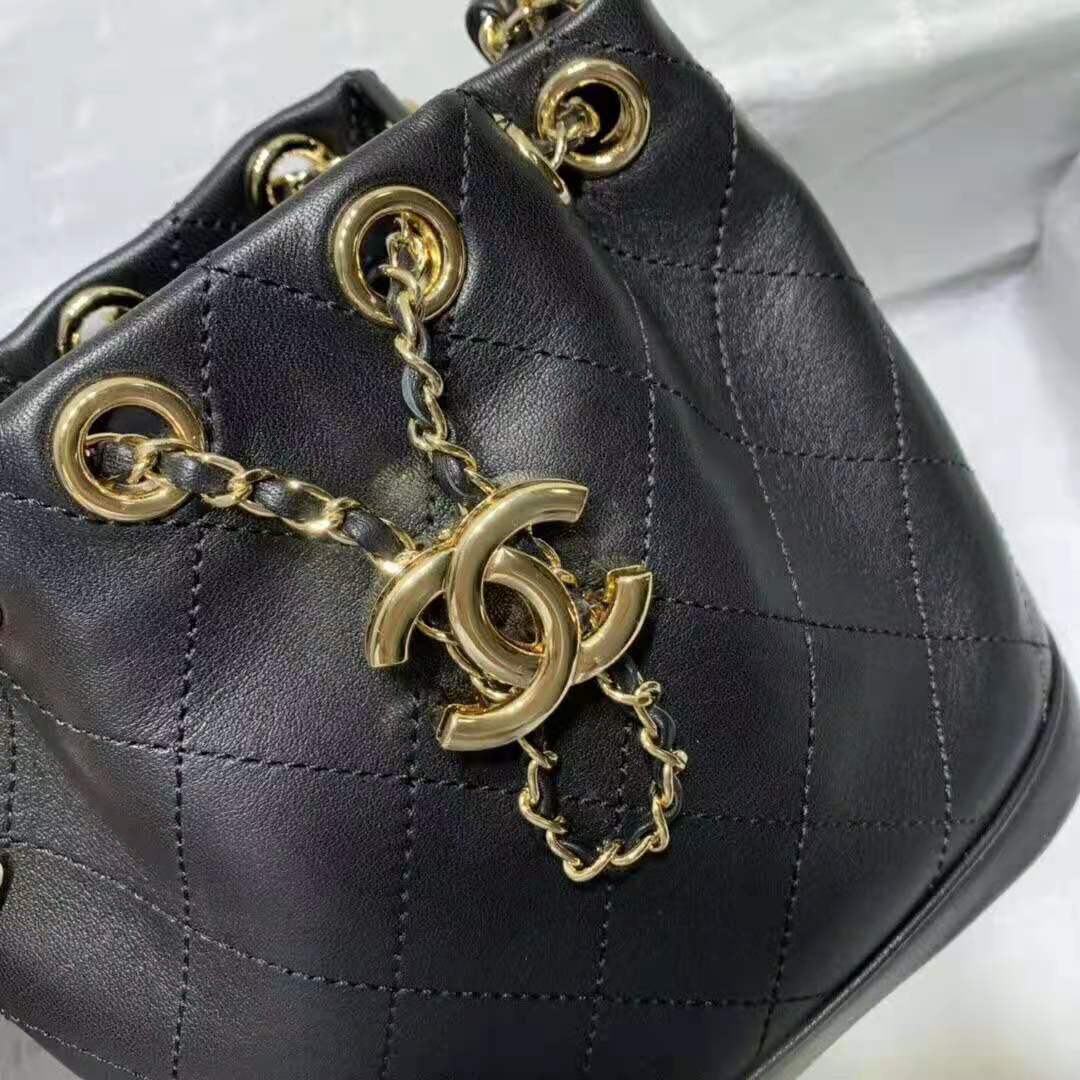 Chanel Women Small Drawstring Bag in Calfskin Leather-Black