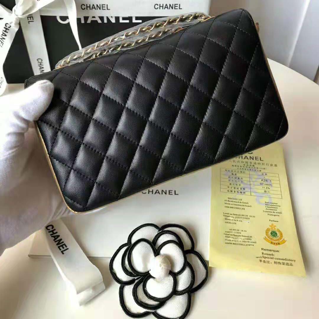 Chanel Women Small Flap Bag in Metallic Lambskin Leather-Black