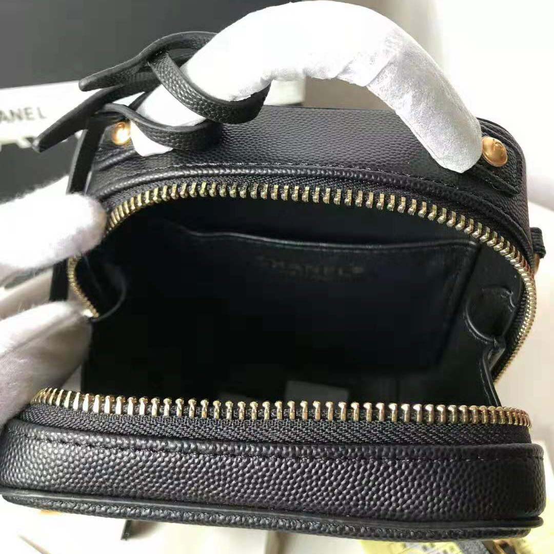 Chanel Women Vanity Case in Grained Calfskin Leather-Black