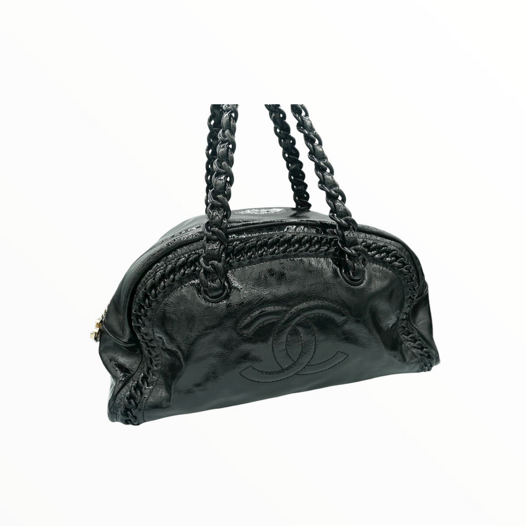 Chanel bag in patent leather