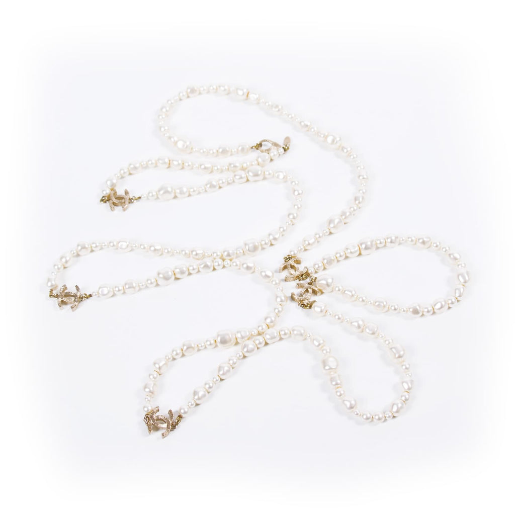 Chanel Pearl Graduated Long Necklace
