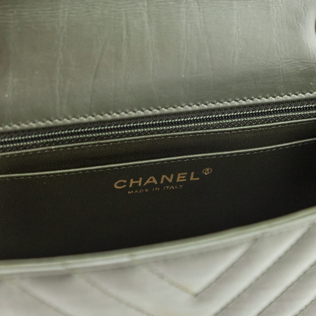 Chanel Green Quilted Aged Calfskin Chevron Mini Reissue Flap Bag
