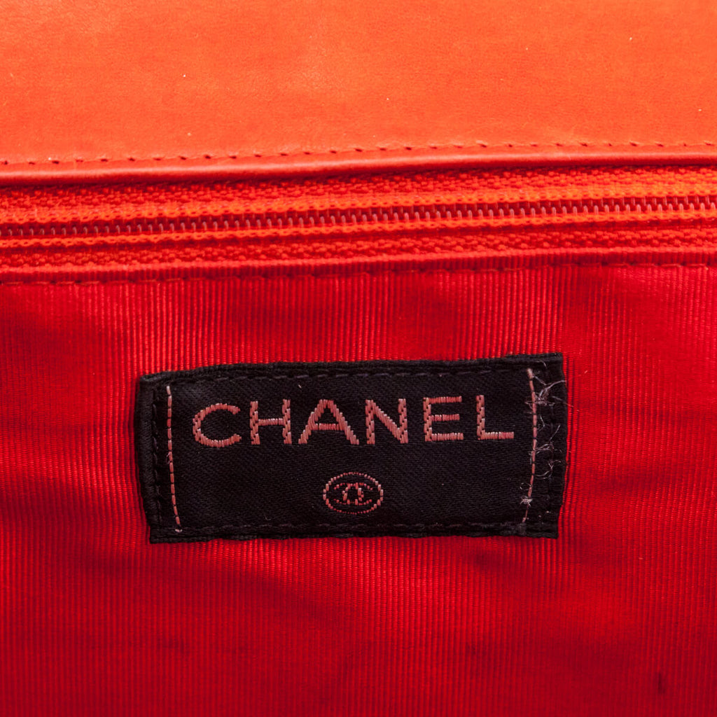 Chanel Red Quilted Patent Vintage Chocolate Bar Reissue Chain Bag