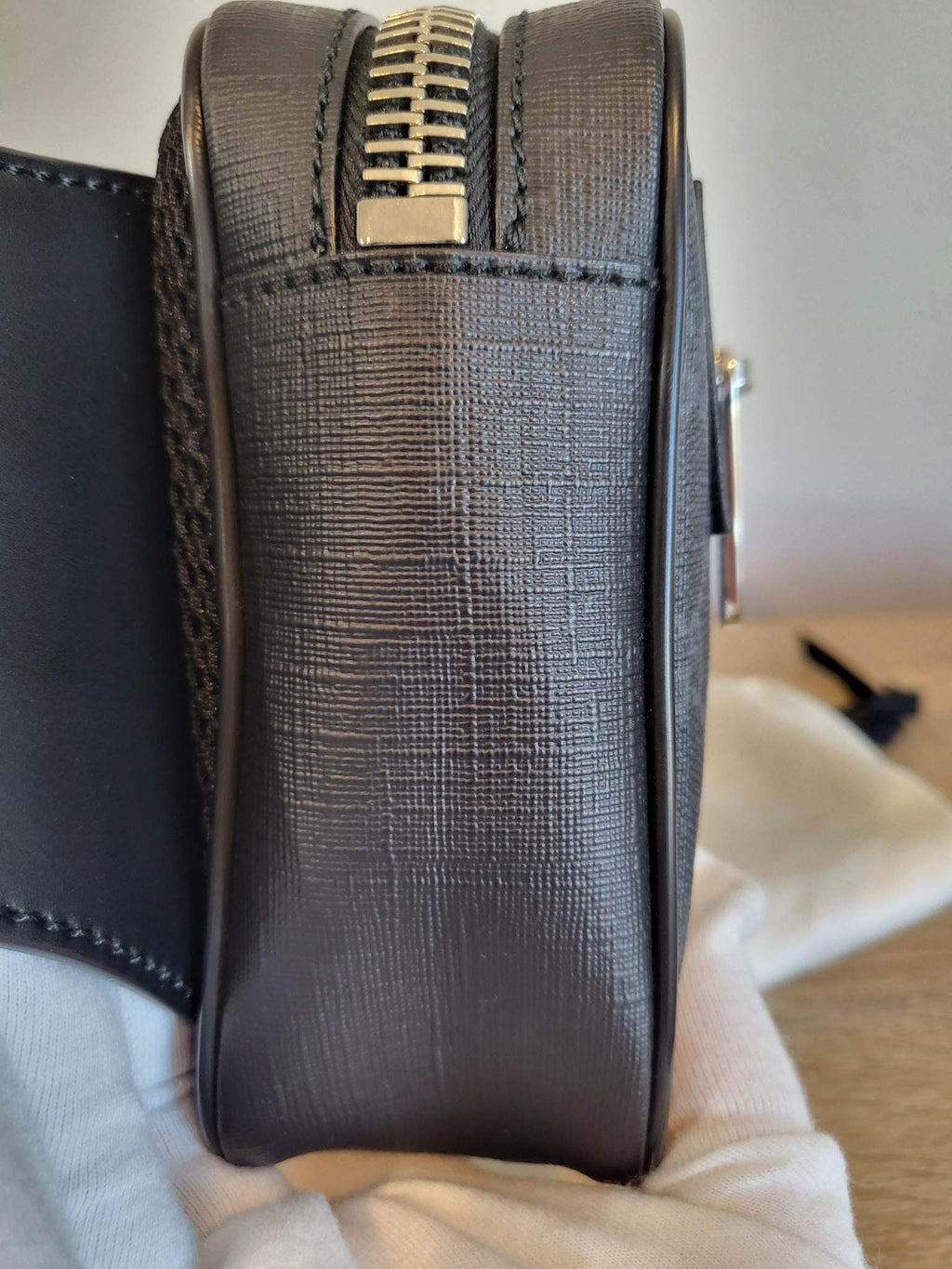 Authentic GG Black Belt Bag Gucci