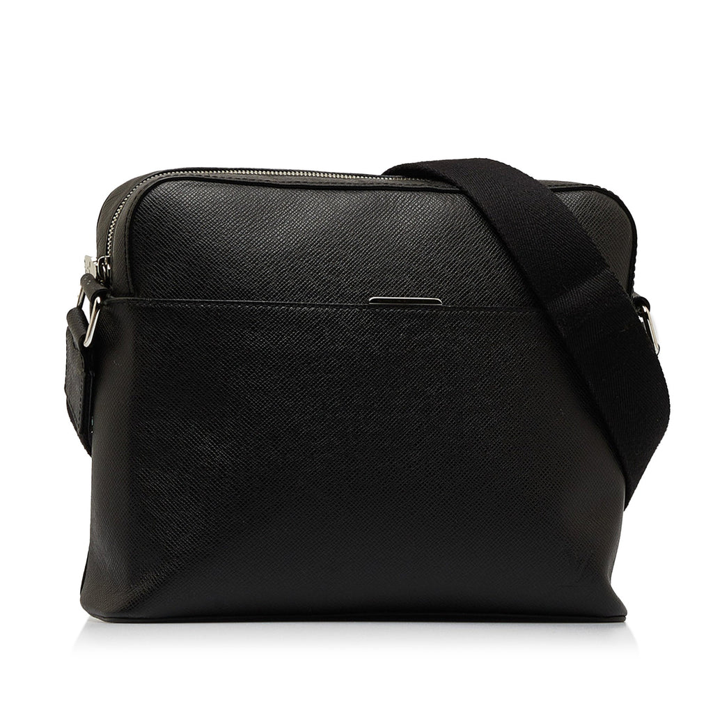 LOUIS VUITTON Taiga Anton Messenger PM Crossbody Bag