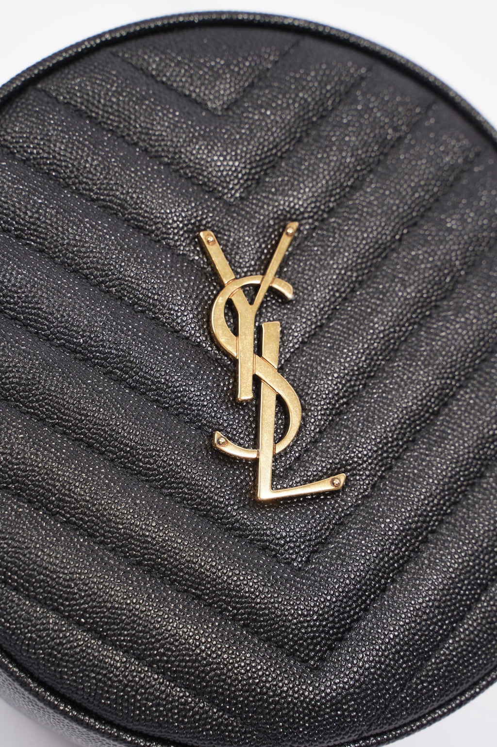 Saint Laurent Womens Vinyle Round Camera Bag Black / Gold OS