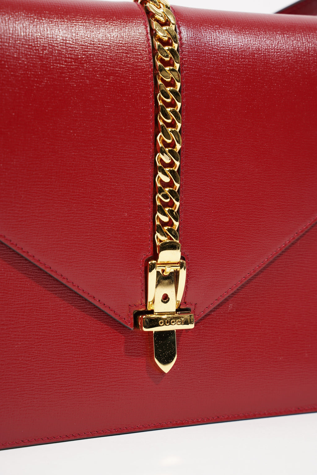Gucci Womans Sylvie 1969 Shoulder Bag Red Medium