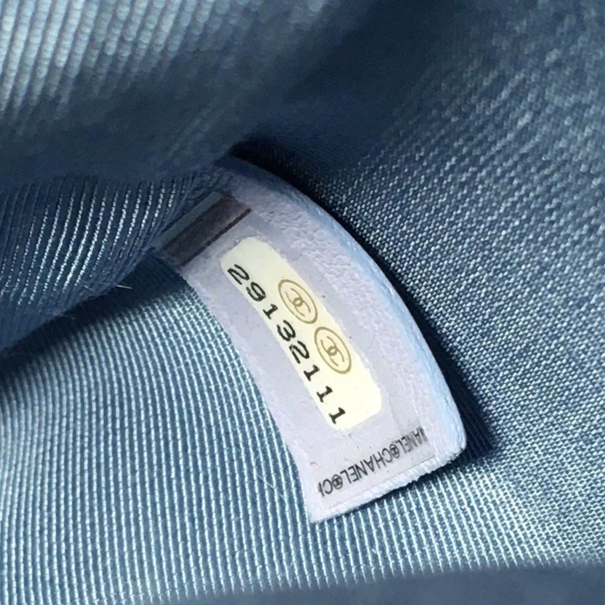 CHANEL Medium Jersey 19 Flap Bag