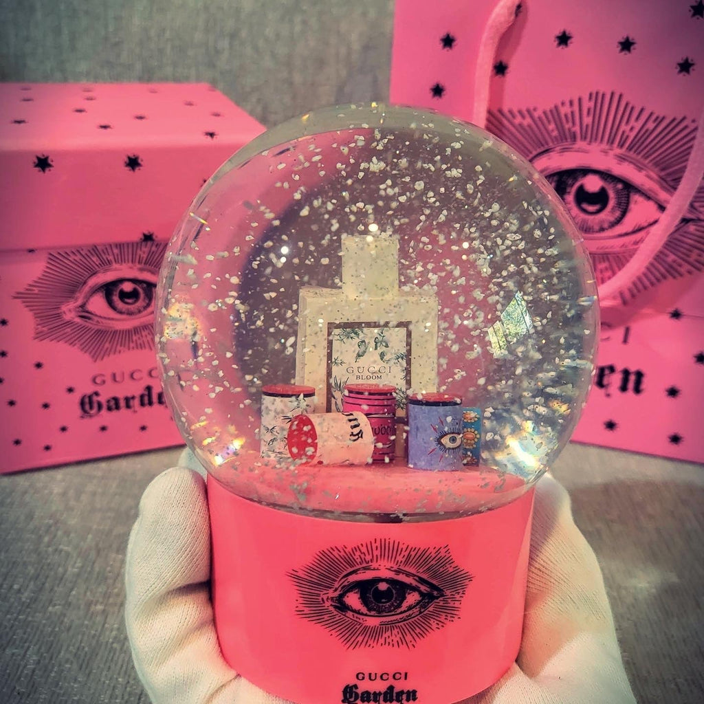 Authentic Gucci Garden Untra Rare Holiday Snow Globe Collectors Item