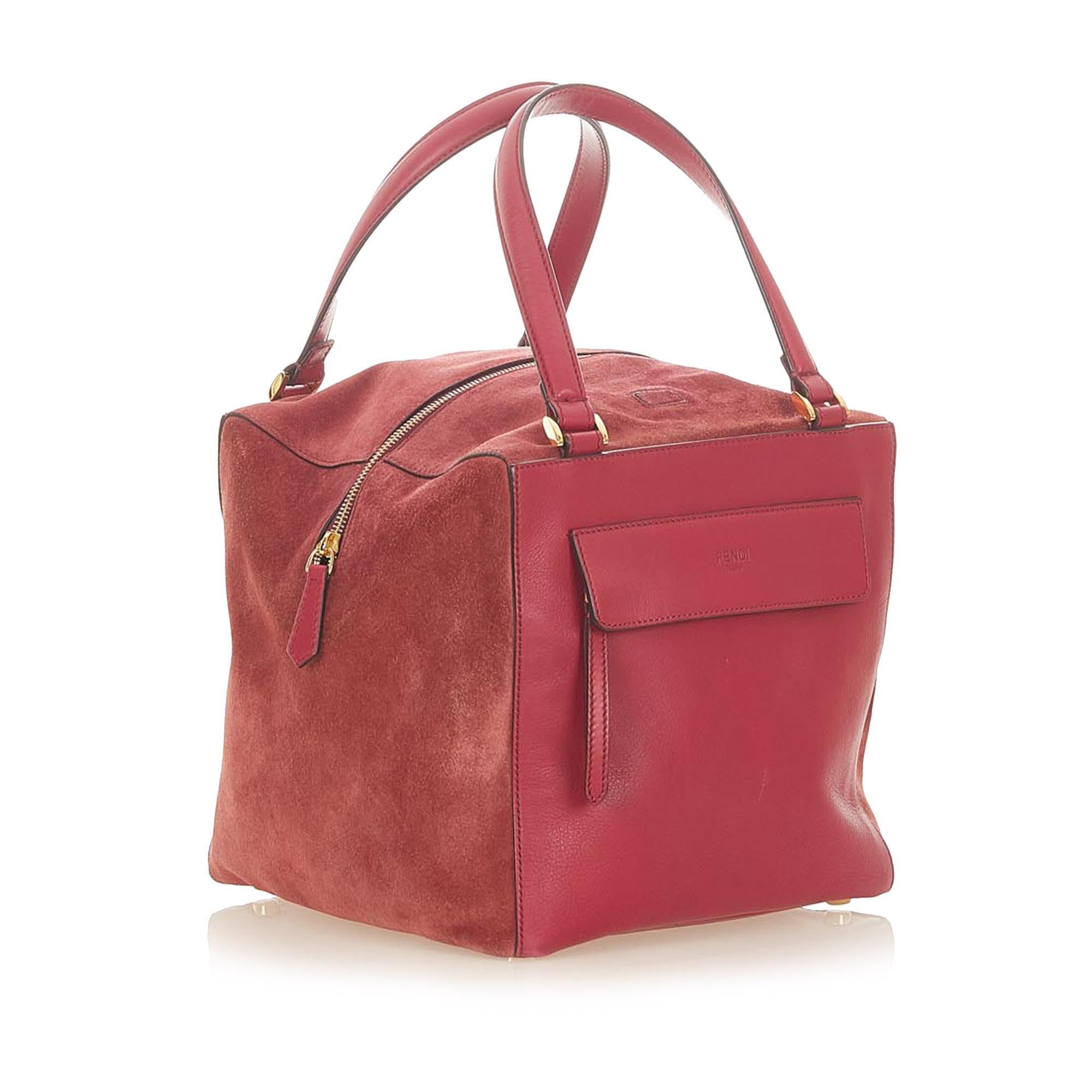 Fendi Boxy Leather Shoulder Bag (SHG-19314)