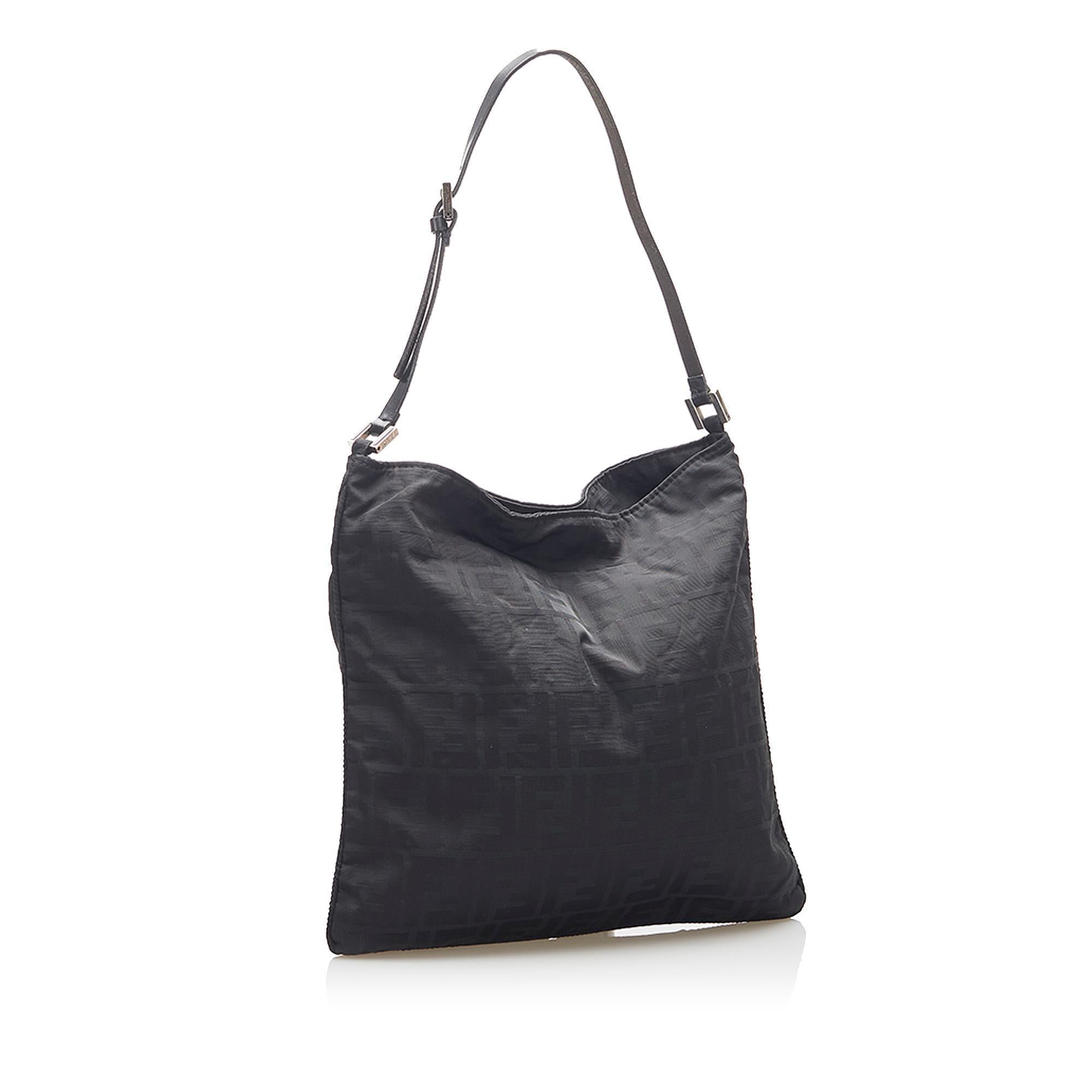 Fendi Canvas Shoulder Bag (SHG-16609)