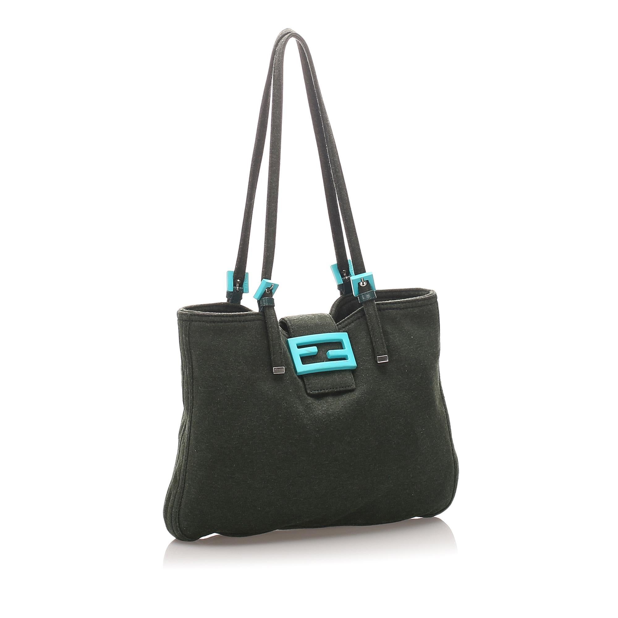 Fendi Canvas Tote  (SHG-10050)