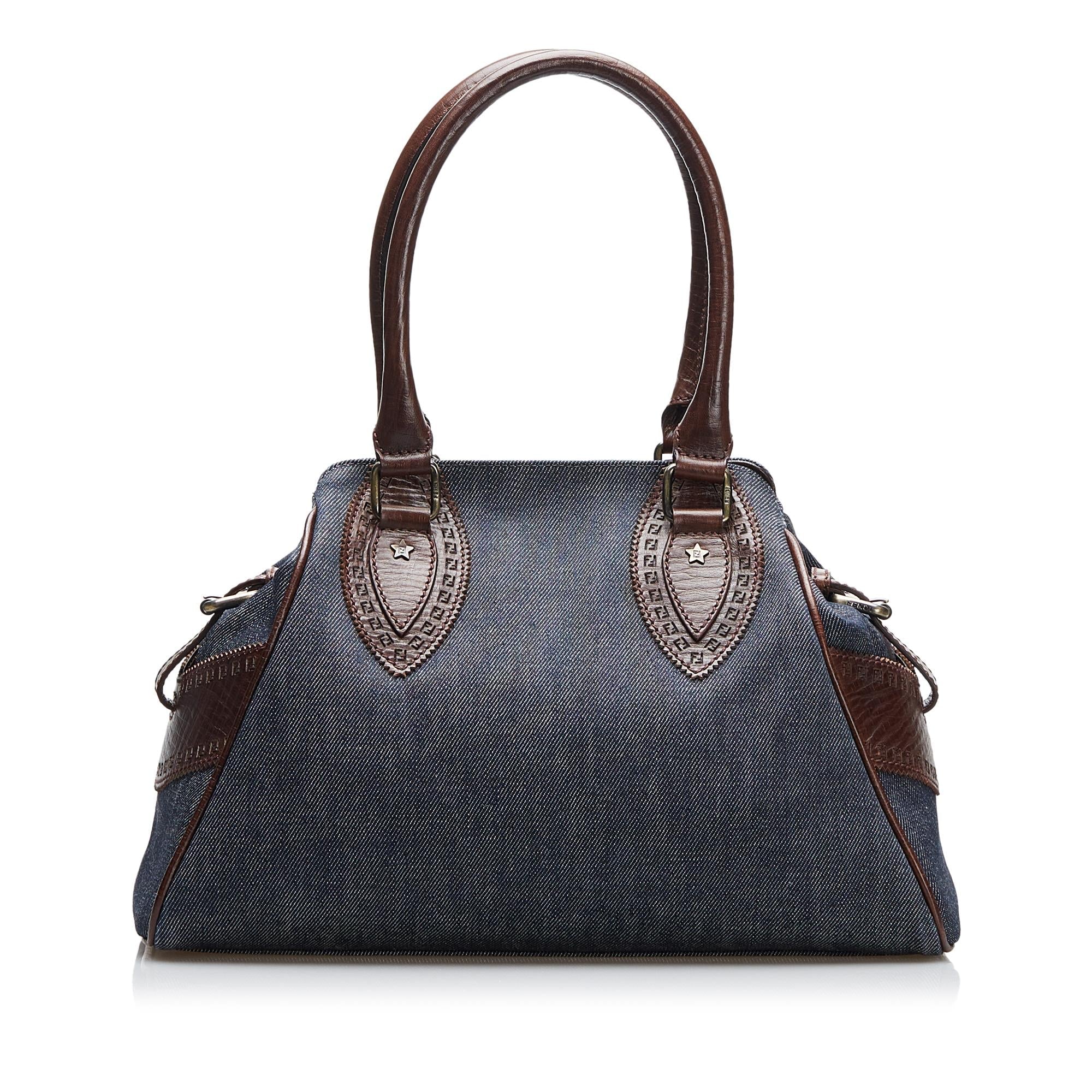 Fendi Etniko Shoulder Bag (SHG-umNg09)