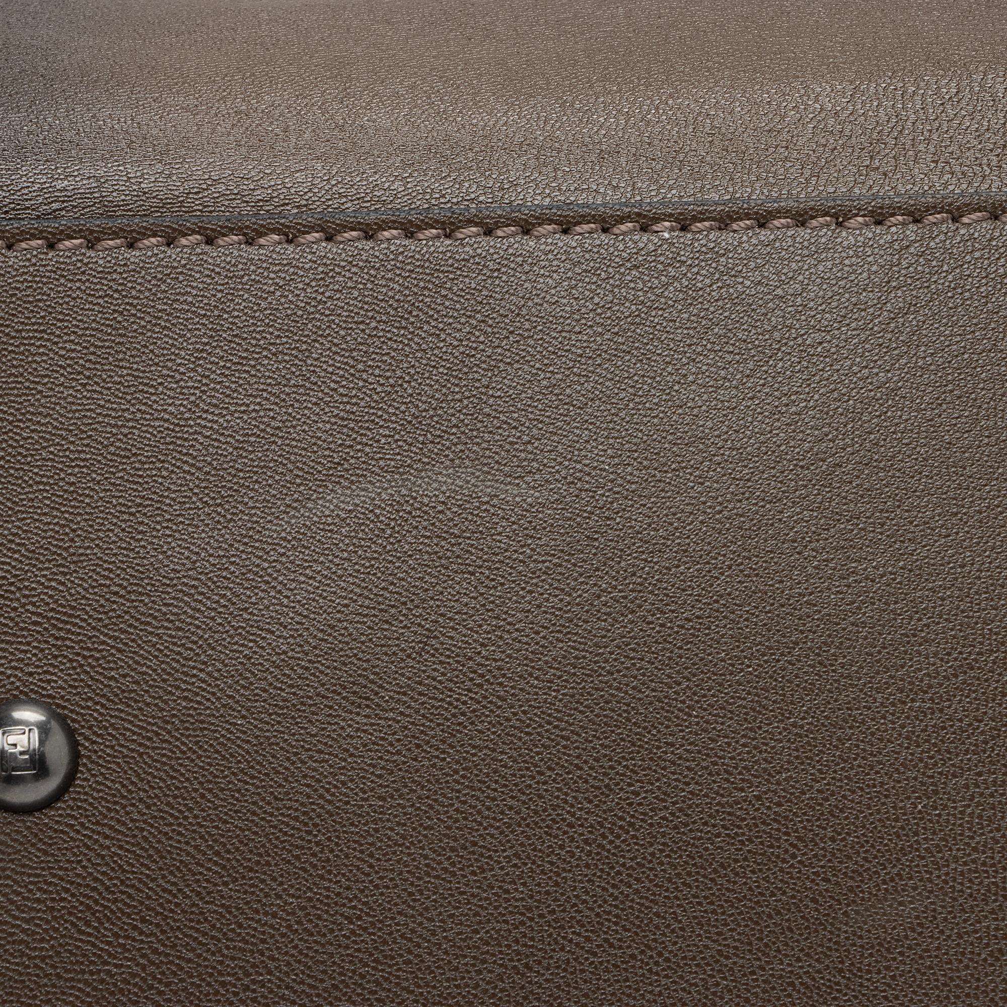 Fendi Goatskin Peekaboo Large Satchel -(SHF-EF9skv)