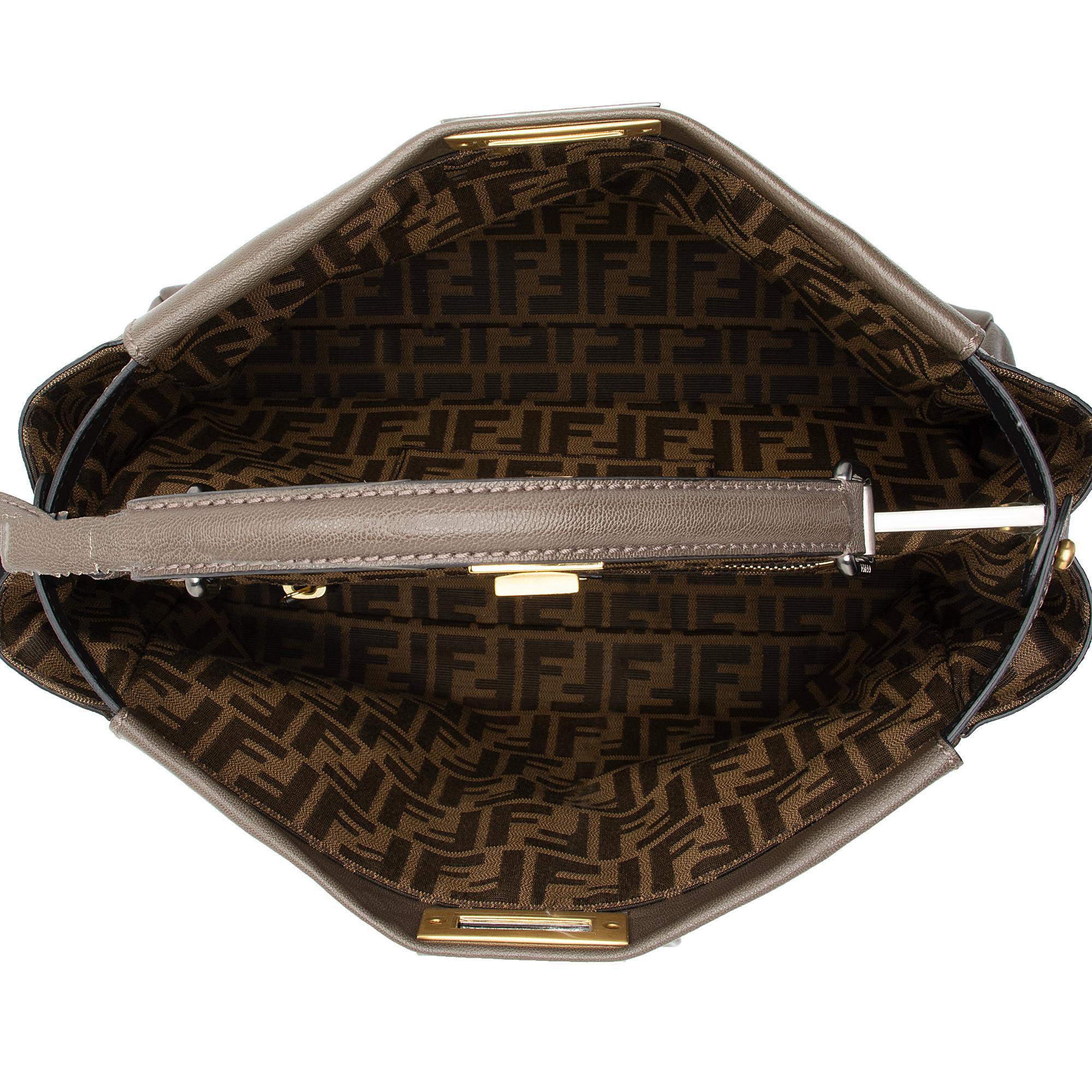 Fendi Goatskin Peekaboo Large Satchel -(SHF-EF9skv)