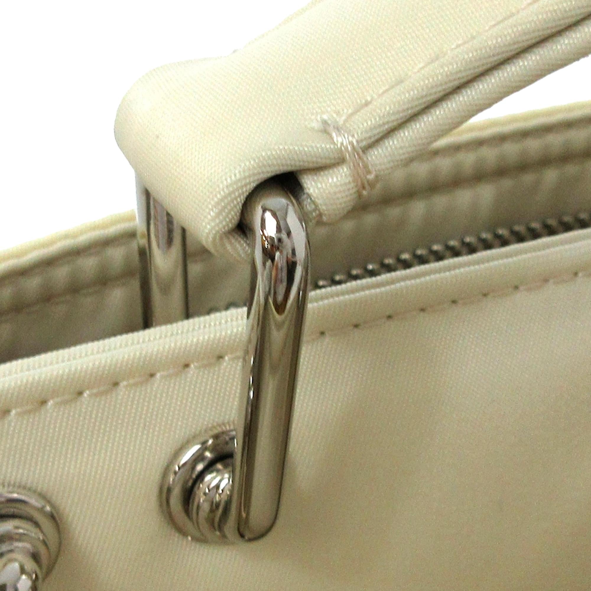 Fendi Small Peekaboo ISeeU