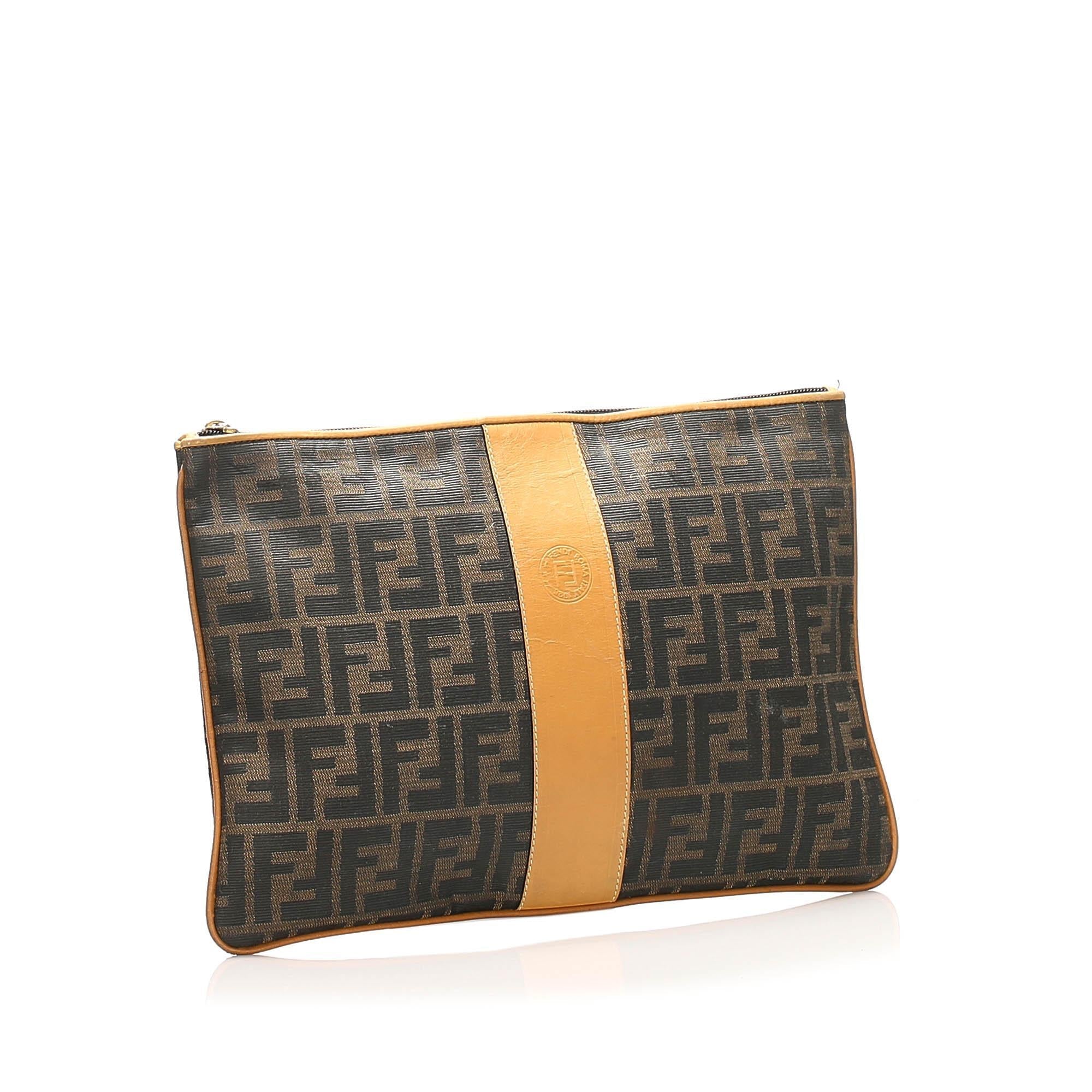 Fendi Zucca Canvas Clutch Bag (SHG-15016)
