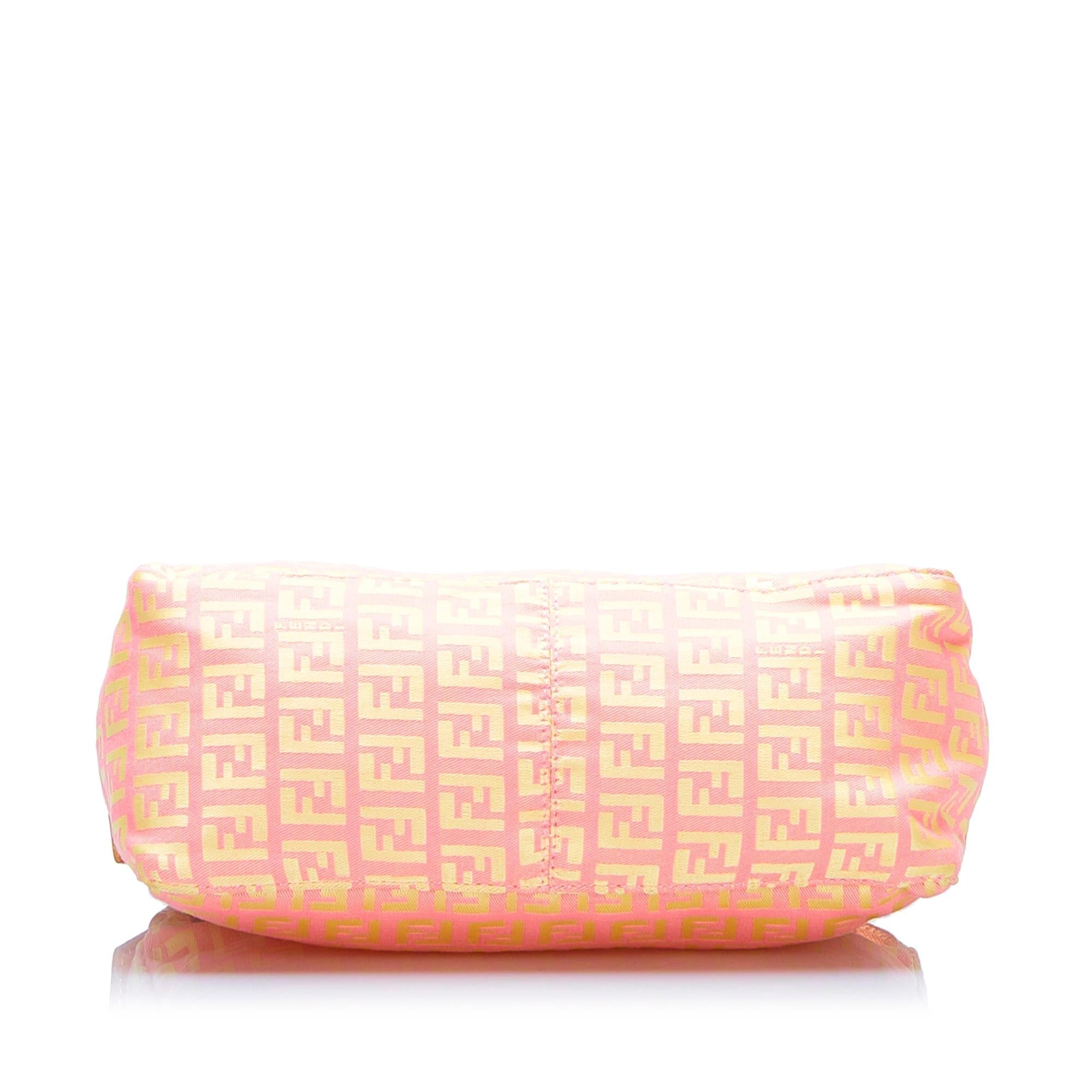 Fendi Zucchino Pochette (SHG-02ChjR)
