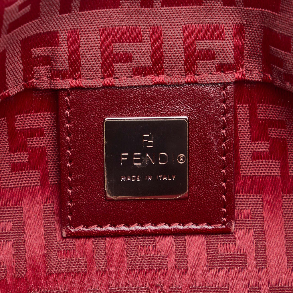 Fendi Zucchino Shoulder Bag (SHG-W4lGaj)