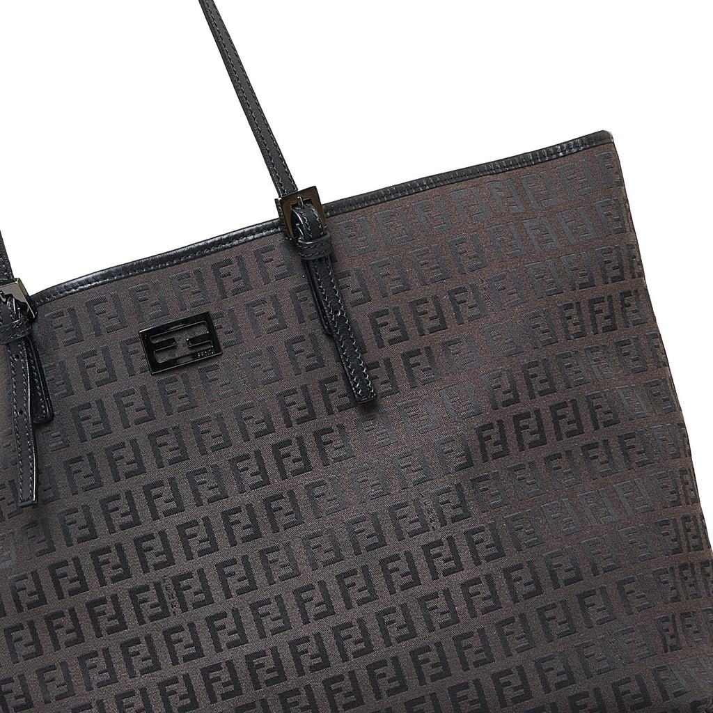 Fendi Zucchino Tote Bag (SHG-va4gIL)